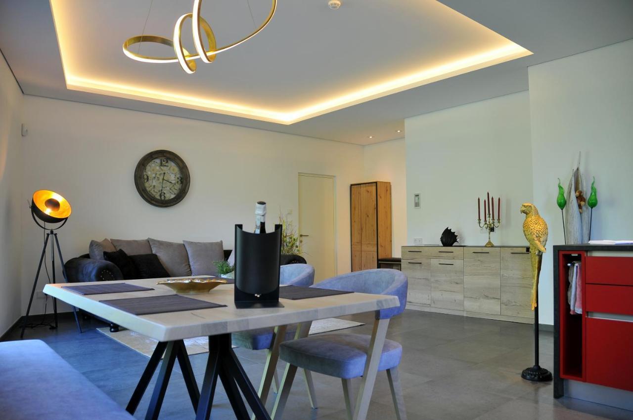 Ruhige Ferienwohnung Mit Garten Und Garage In Privatvilla Marling Buitenkant foto