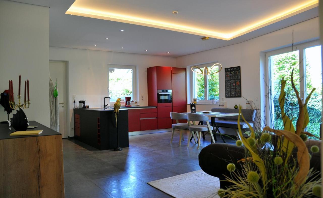 Ruhige Ferienwohnung Mit Garten Und Garage In Privatvilla Marling Buitenkant foto